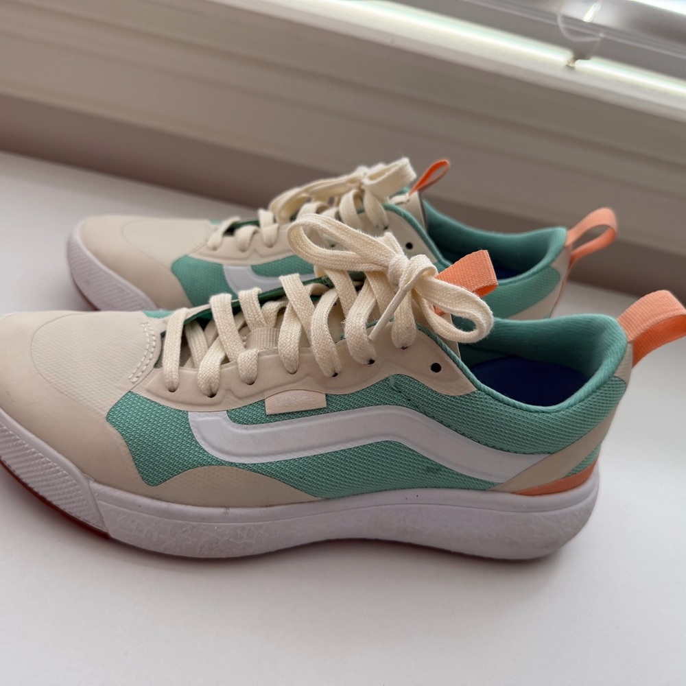 Vans Ultrarange EXO Sneakers Mint Green Peach Women’s 6.5 - Picture 2 of 4